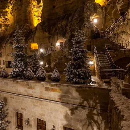 Yunak Evleri Cappadocia 호텔 어굽